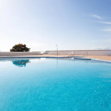 New And Swimming Pool Appartement