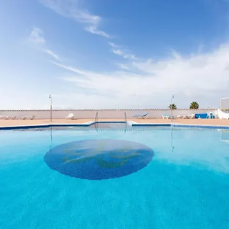 New And Swimming Pool Appartement